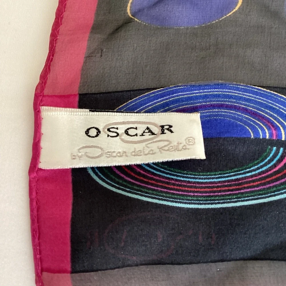Oscar by Oscar de la Renta Silk Scarf
Retro Mod Geometric Design Pink Border - Picture 6 of 12